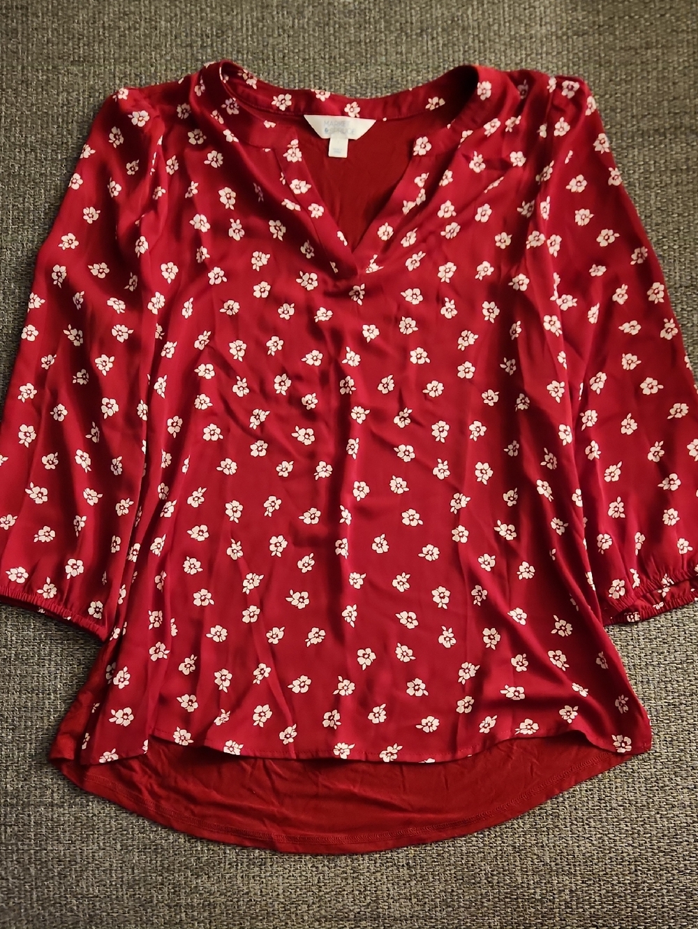 Market & Spruce Red Floral V-Neck Pullover Blouse